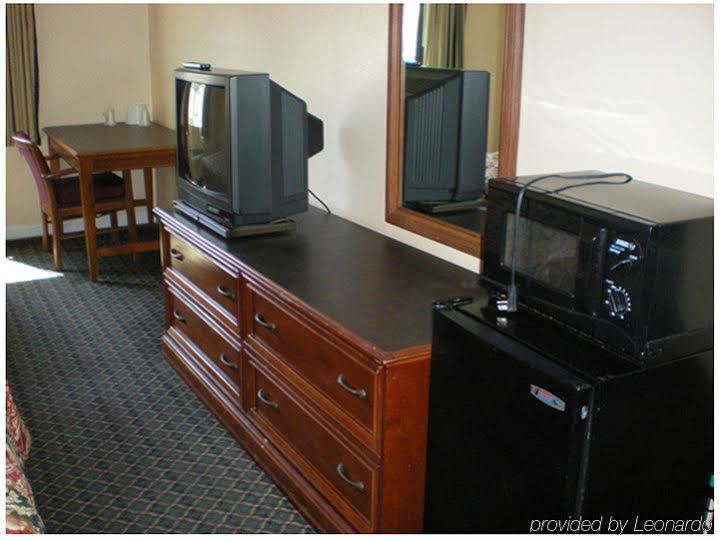 Hotel Corona Ca - Hwy 91 Экстерьер фото