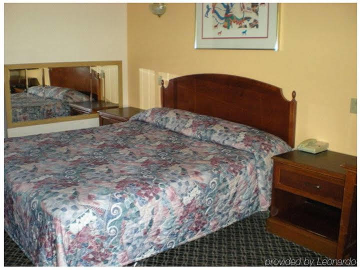 Hotel Corona Ca - Hwy 91 Экстерьер фото